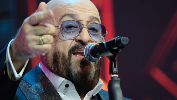 Шуфутинский трижды спел «Третье сентября» в Кремле