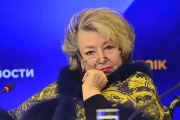 77-летняя Татьяна Тарасова появилась на съемках телешоу в инвалидном кресле
