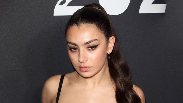 Charli XCX представила альбом ремиксов Brat