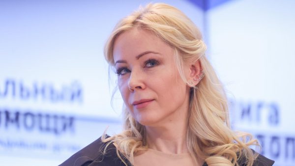 Мизулина в Челябинске рассказала, почему не спела с Shamanом