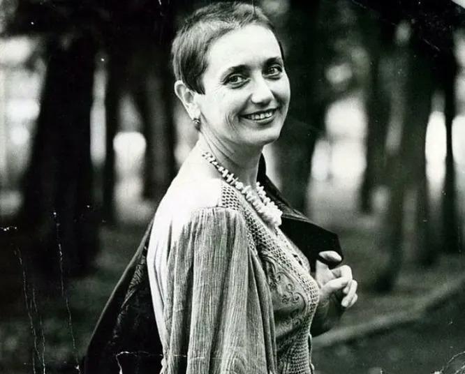 Лена Могучева