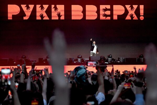 Бывший продюсер обвинил группу «Руки Вверх!» в жадности