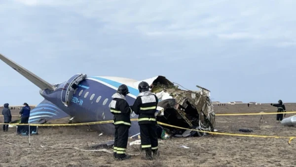 Выжившая при крушении борта в Казахстане летела в Баку на один день
