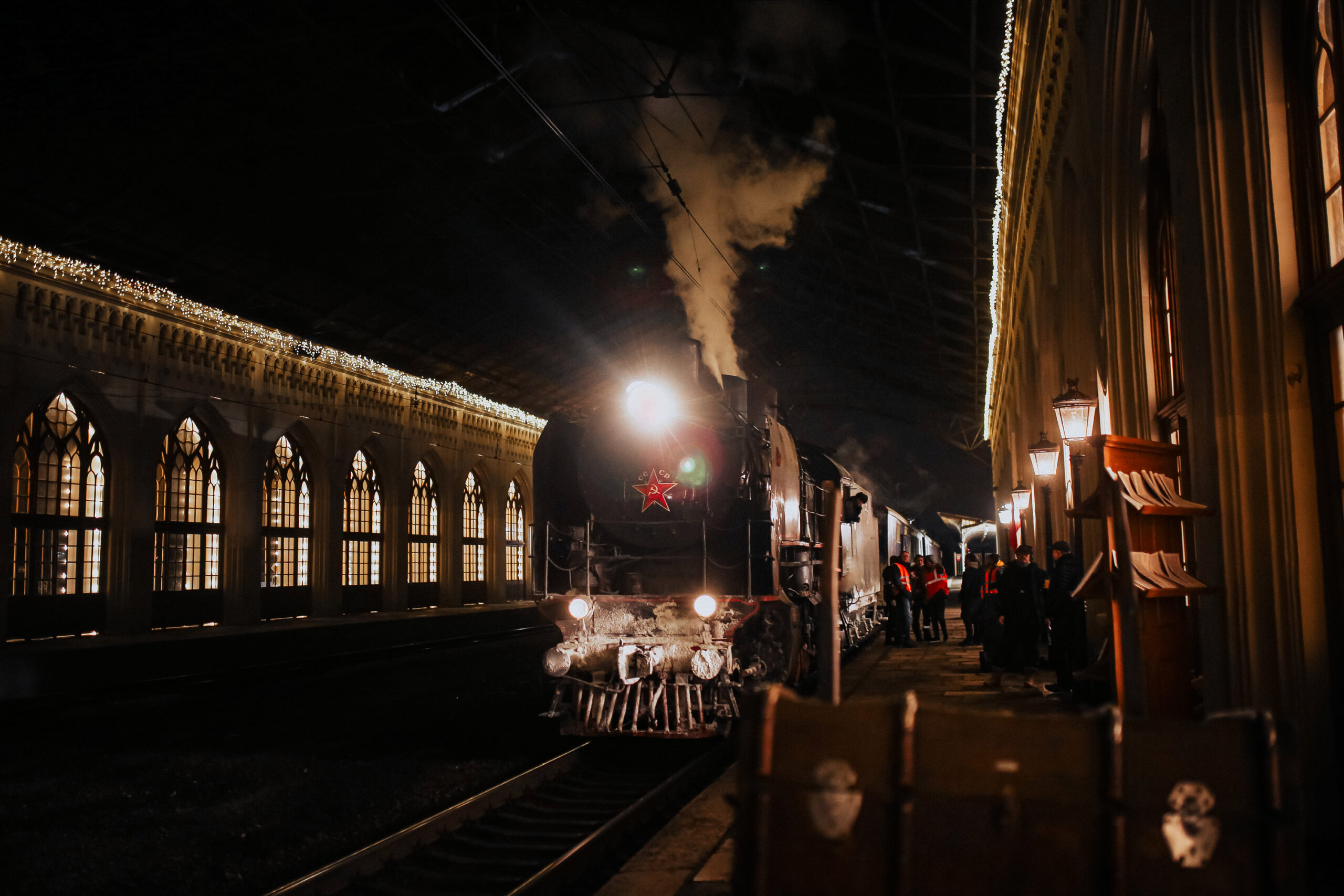 Новый анонсирующий ролик детективного фильма «Красный шелк» уже здесь