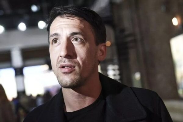 Долг актера Смольянинова вырос на 50 тысяч рублей