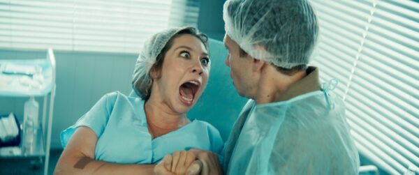 МЫ_РОЖАЕМ_frame-004037 Рэпер Kamazz выпустил саундтрек и клип к комедии «Мы рожаем»