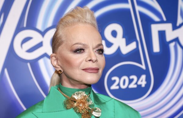 Стало известно, сколько российские звезды потратили на отдых в январе