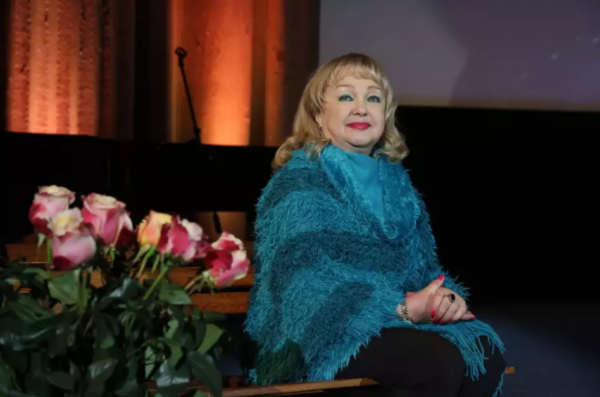 Актриса Наталья Гвоздикова пожаловалась на пенсию в 32 тысячи рублей