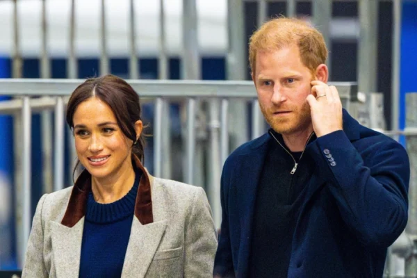 Меган Маркл в отчаянии — она умоляет о помощи Кейт Миддлтон