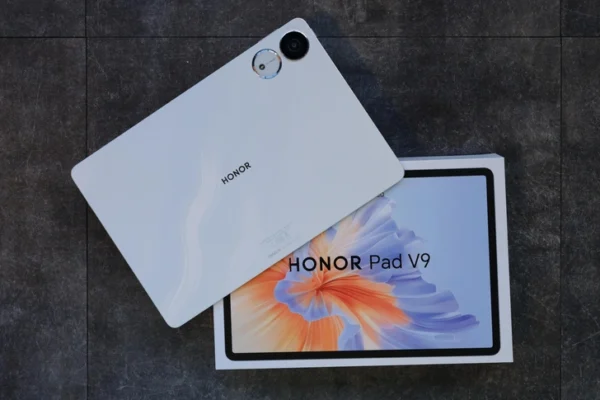 Тест-драйв HONOR Pad V9: AI-помощник для работы и развлечений