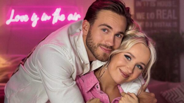 Александр Поверин объяснил, почему не позвал Клаву Коку замуж