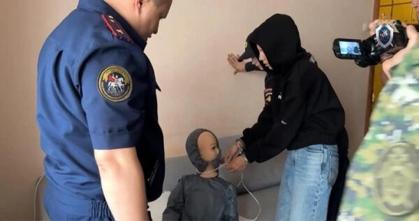 Мать-убийца, спрятавшая тело сына в чемодане, получила 18 лет тюрьмы