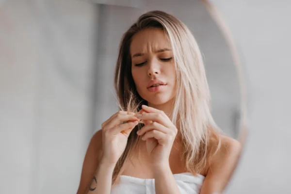 Мифы о секущихся кончиках: можно ли их восстановить и как предотвратить ломкость