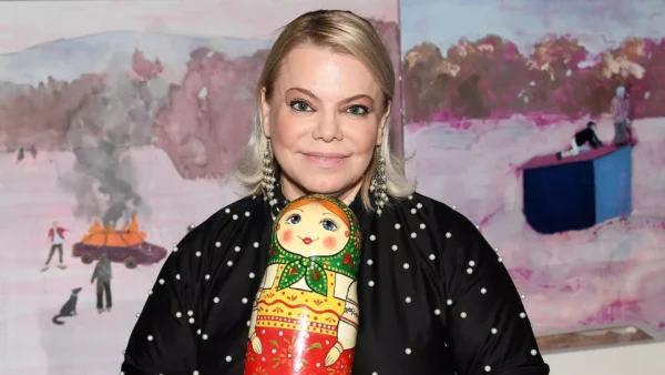 «Нужно стареть красиво»: Поплавская высказалась о Пугачевой, которая не желает возвращаться в Россию