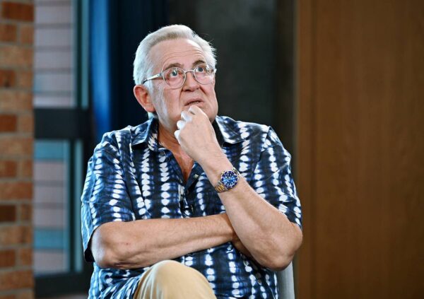 Стоянов рассказал о неудачном опыте работы с «двумя парнями из КВН»