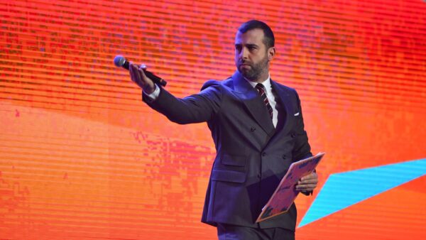 У Ивана Урганта с супругой найдены долги по коммунальным услугам