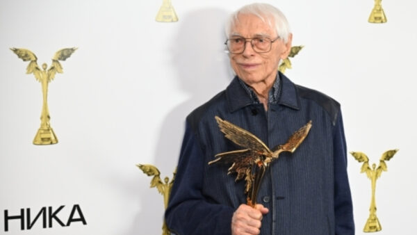 «Завожусь как старый грузовик»: Композитор Зацепин раскрыл секрет бодрости в 99 лет