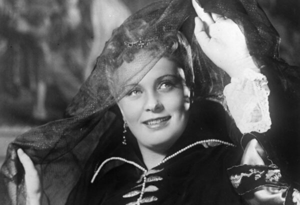 Чужой ребенок, измены и осознание спустя годы: правда о браке Рыбникова и Ларионовой