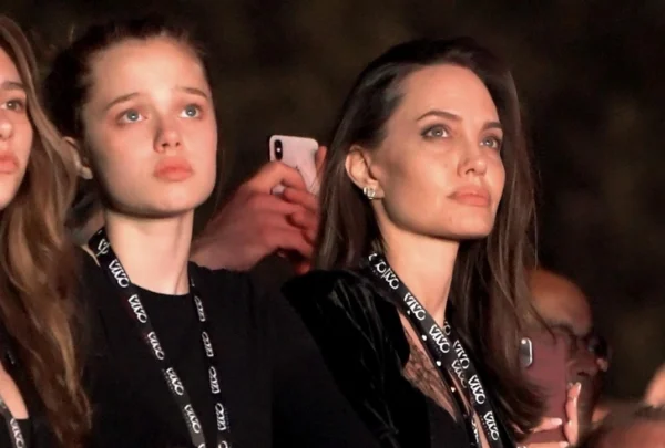 Лара Крофт 2