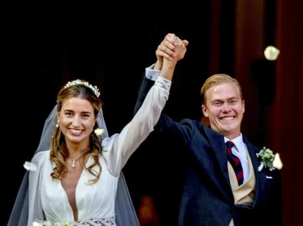 Самый красивый аристократ Европы развелся с русской графиней — ее считают самозванкой