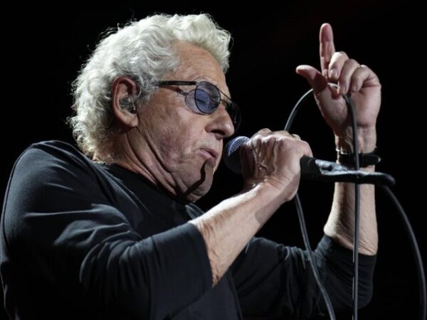 Sky News: фронтмен рок-группы The Who Долтри теряет слух и зрение