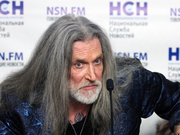 Зеленский ввел санкции против российских звезд