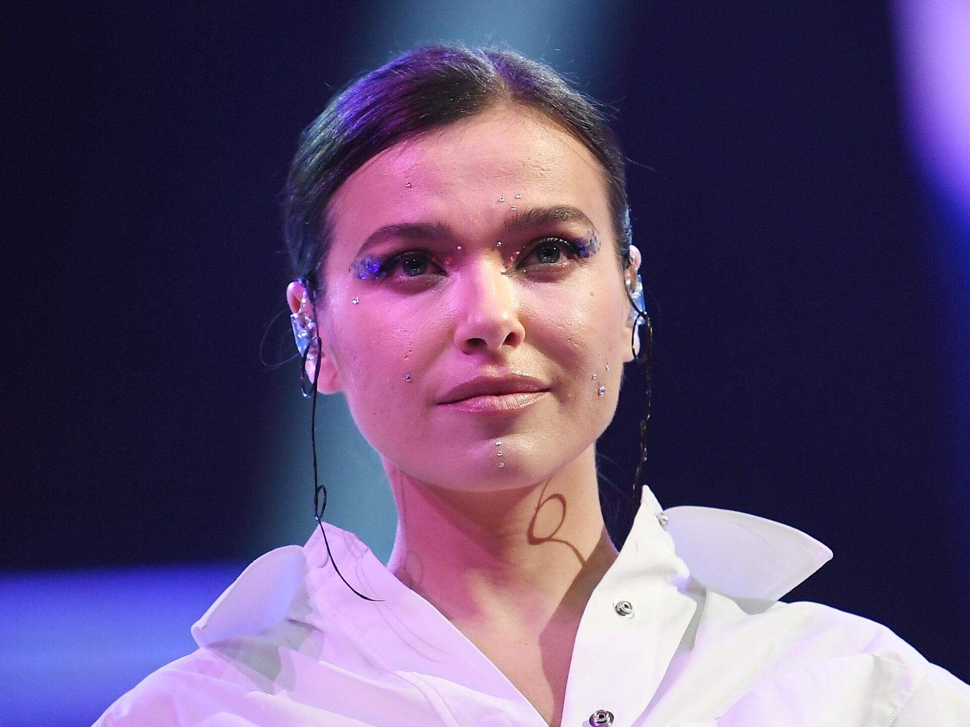 Стало известно, за сколько Темникова продала коттедж