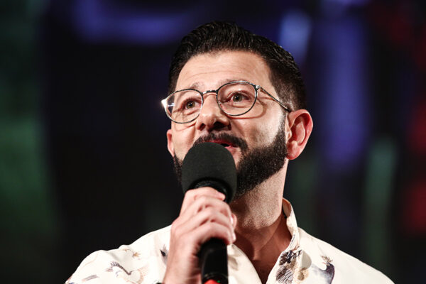 Галустян вывел в свет любимую девушку после объявления о разводе