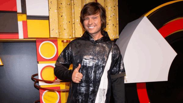 На Прохора Шаляпина ополчилась соседка из-за его заброшенного особняка