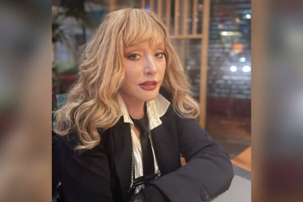 «Отдал все деньги»: продюсер Лавров вспомнил, как его «кинули с Пугачевой»