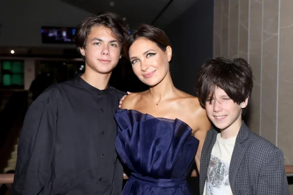 Петренко погасил многомиллионный долг по алиментам — Климова празднует на Мальдивах