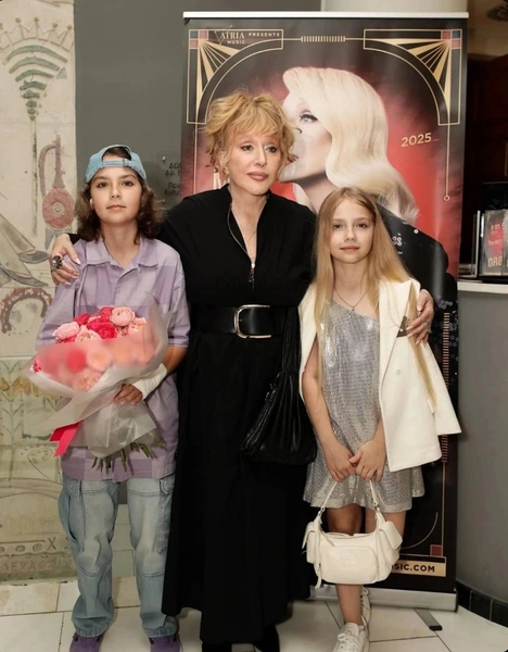 Алла Пугачева с детьми