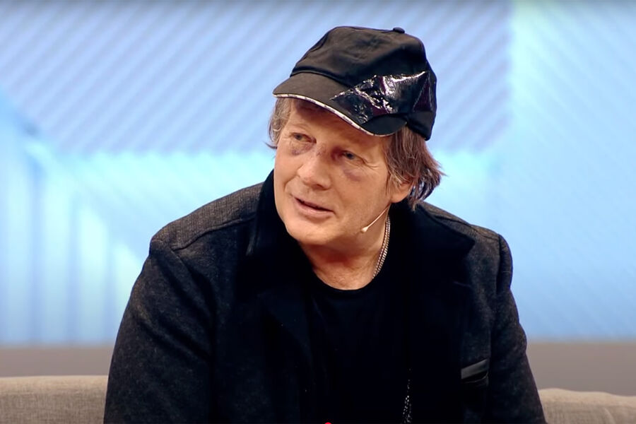 «Уединился с девушкой в кустах»: друг о похождениях Криса Кельми