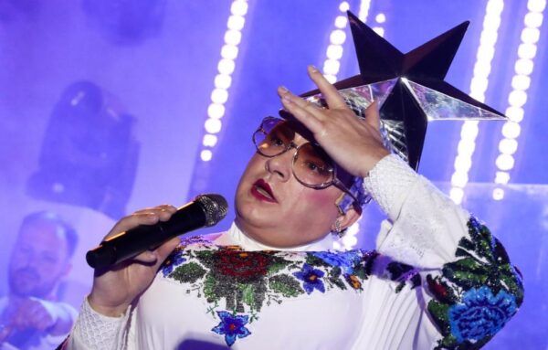 Верка Сердючка на концерте обругала матом критиков песен на русском языке