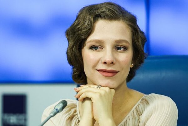 Елизавета Арзамасова пришла на теннисный турнир с сыном и мужем