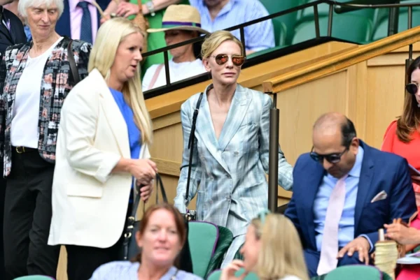 Гарфилд целовался с новой пассией, Делевинь поразила фигурой после родов: звезды на Уимблдоне