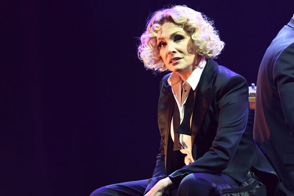 Критикующая Россию Лайма Вайкуле села в лужу: даже Пугачева не помогла