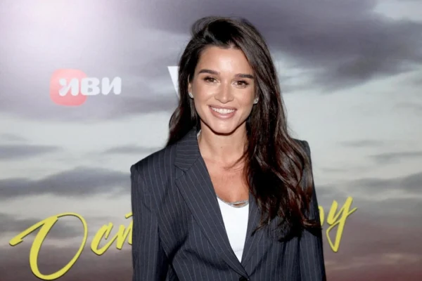 Общая комната у дочерей и три туалета: рум-тур по квартире Бородиной в центре Москвы