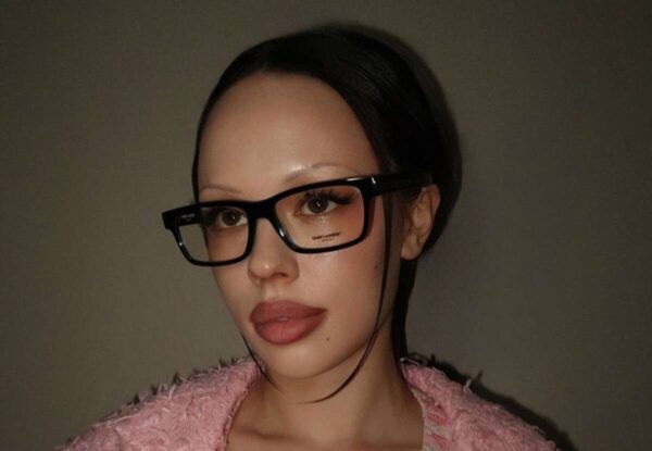 Продюсер Дворцов раскрыл, что в конфликте Собчак и Инстасамки все встали на сторону журналистки