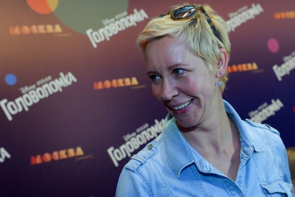 Телеведущая Лазарева* назвала чудесами свой заочный арест