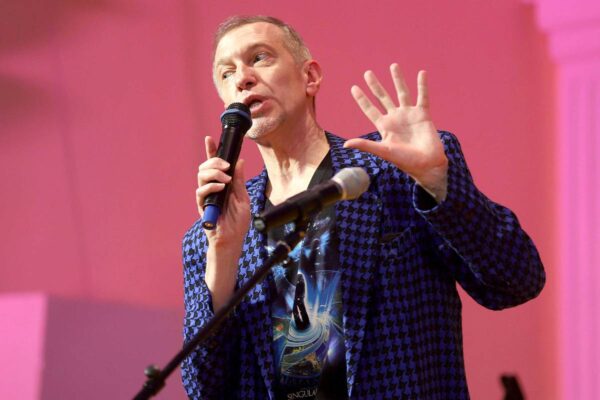 Воссоединение группы «Тату» назвали неуместным