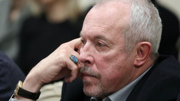 Андрей Макаревич* столкнулся с трудностями при продаже билетов на свой творческий вечер в Грузии