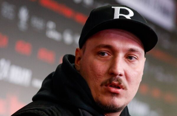 Известный рэпер назвал мерзавцами уехавших из России и похвалил Кадышеву