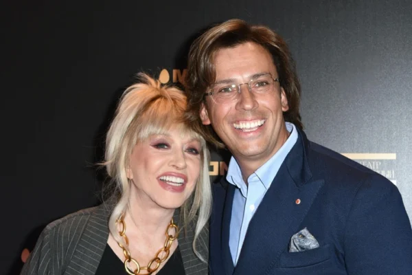 Как отказ от гражданства отразится на доходах Пугачевой?