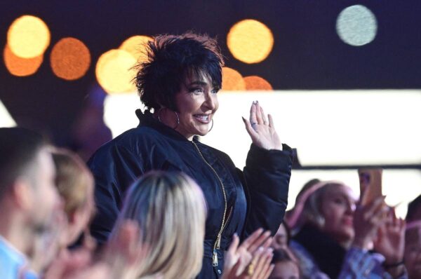 Лолита назвала свое пение фальшивым и расплакалась