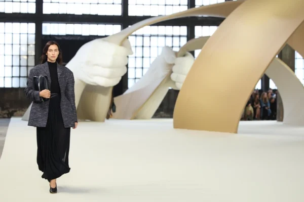 Минимализм 1990-х — для тех, кто устал от изобилия трендов