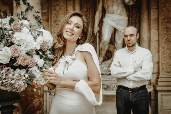 После встречи с женой у Романа Товстика двойной перелом — видео из больницы