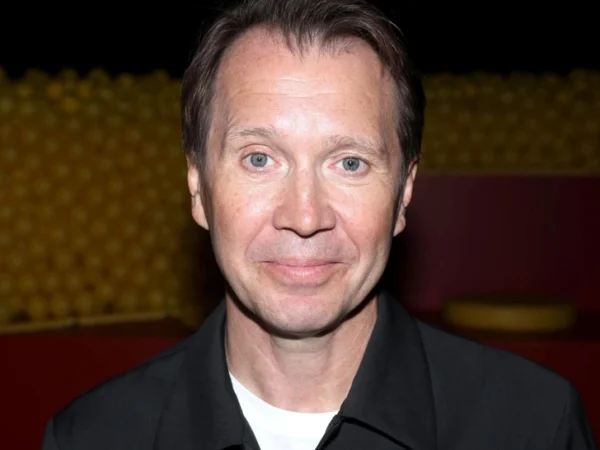 Редкое фото сына Евгения Миронова: Петру уже 10 лет