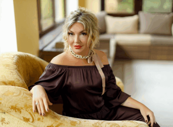 Визионер российского киноглянца: Мария Лемешева празднует юбилей