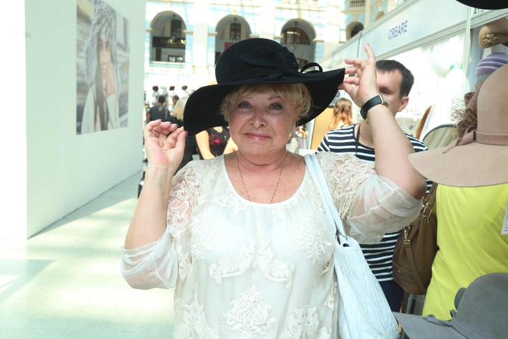Анна Фроловцева
